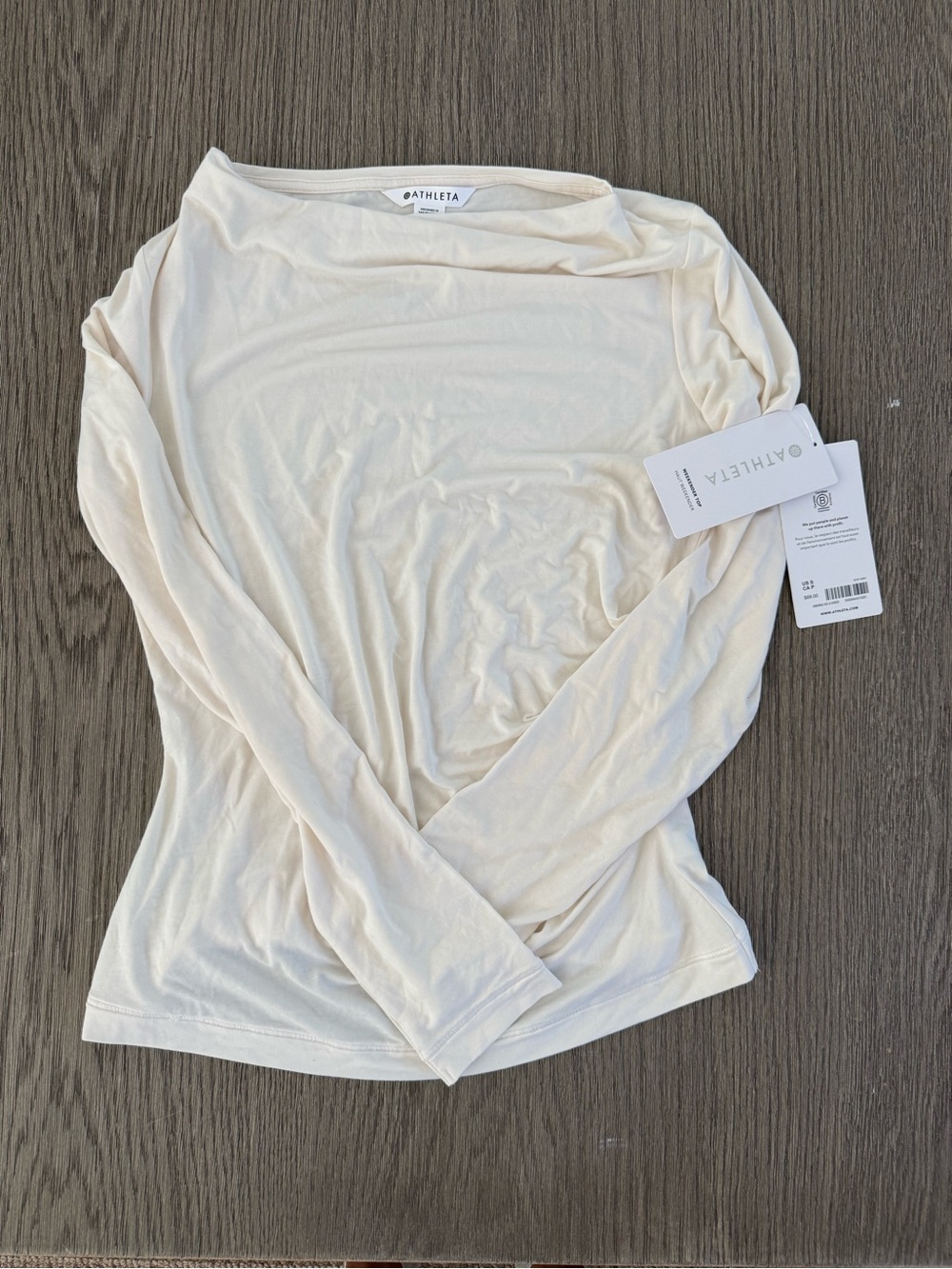 NWT Athleta Weekender top, size small